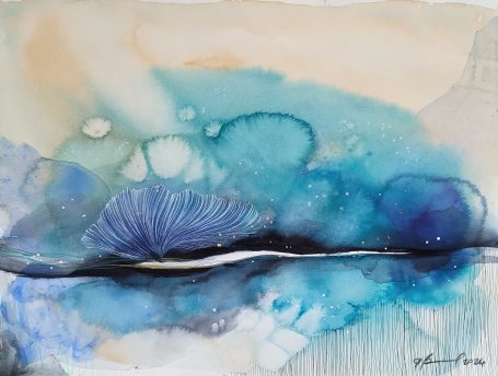 Fioriture Celesti Astral blue abstract watercolor with fluid shapes and soft textures.